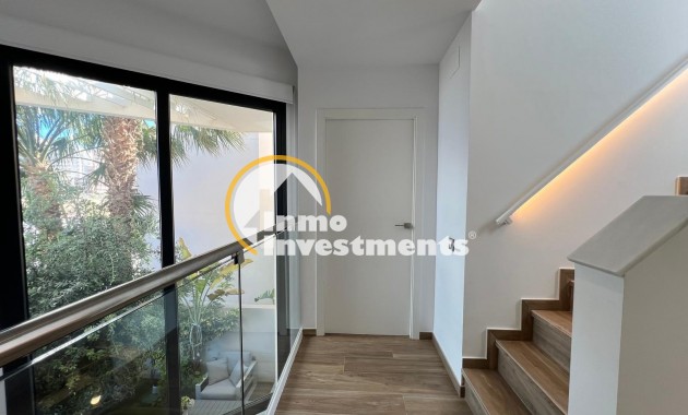 Obra nueva - Chalet independiente - Torrevieja - La Veleta