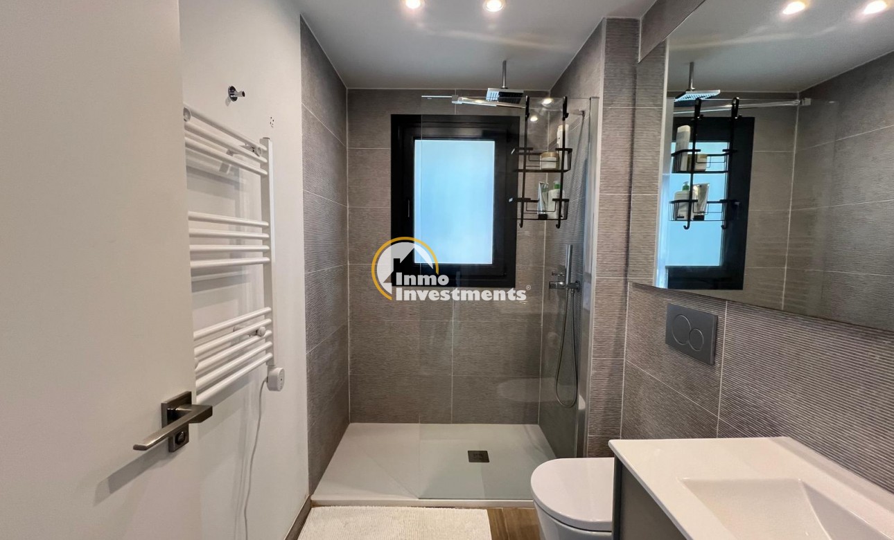 Obra nueva - Chalet independiente - Torrevieja - La Veleta