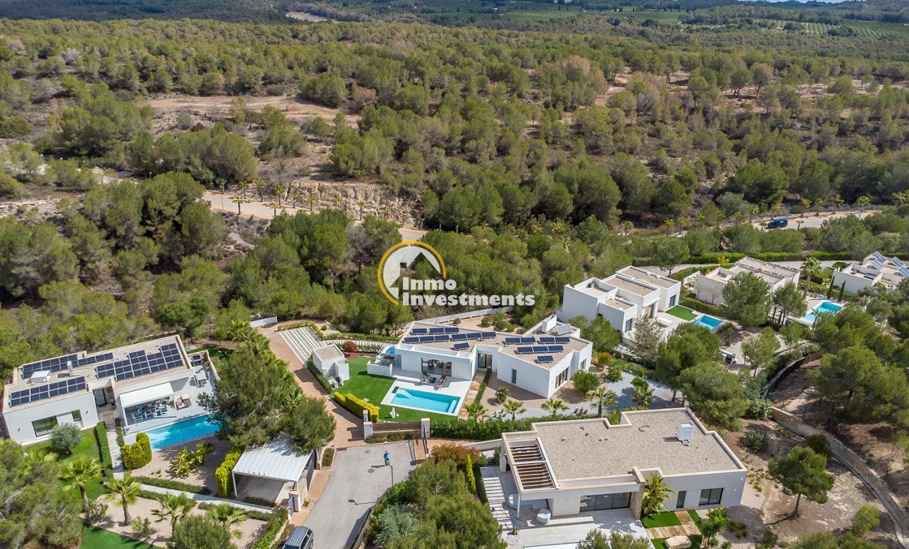 Resale - Villa - San Miguel de Salinas - Las Colinas Golf