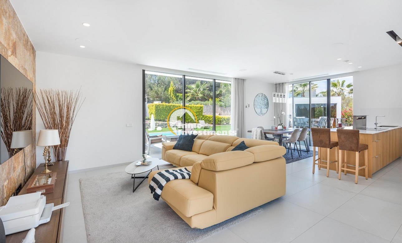 Resale - Villa - San Miguel de Salinas - Las Colinas Golf