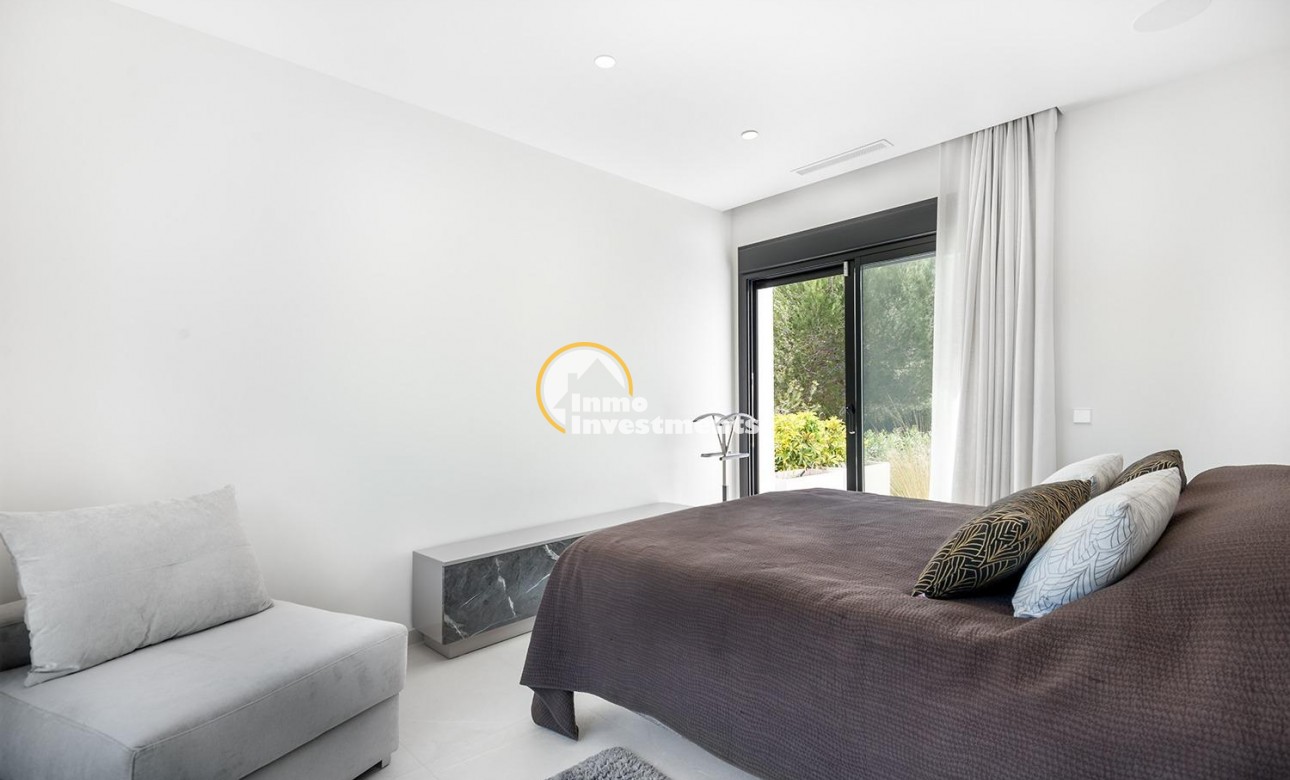 Resale - Villa - San Miguel de Salinas - Las Colinas Golf