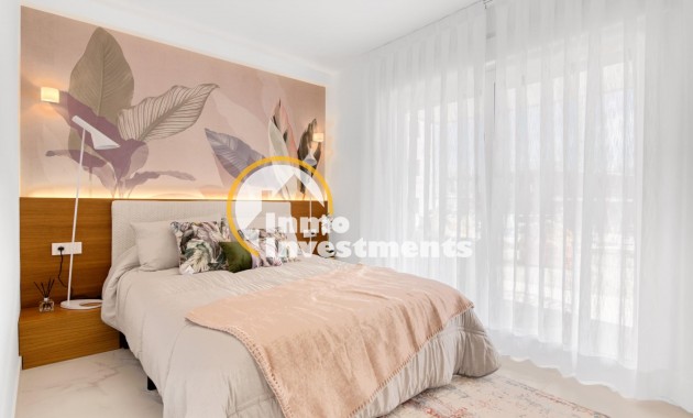 Obra nueva - Local comercial - Torrevieja - Punta Prima