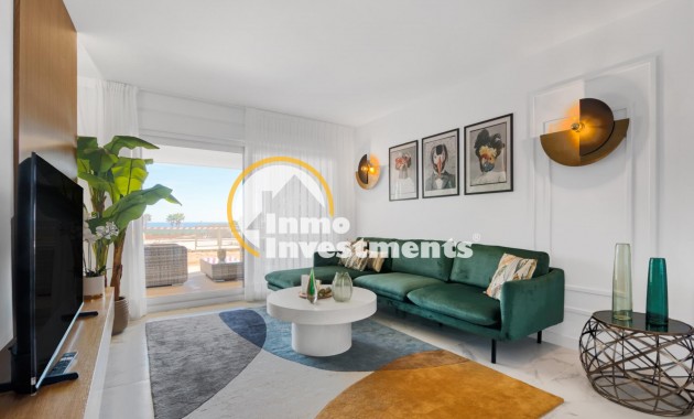 Obra nueva - Local comercial - Torrevieja - Punta Prima