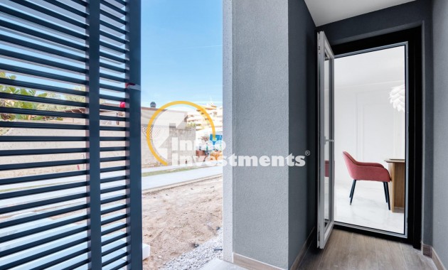 Obra nueva - Local comercial - Torrevieja - Punta Prima