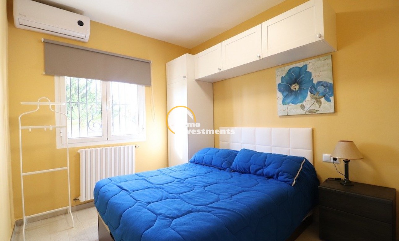 Reventa - Chalet independiente - Torrevieja - El Chaparral