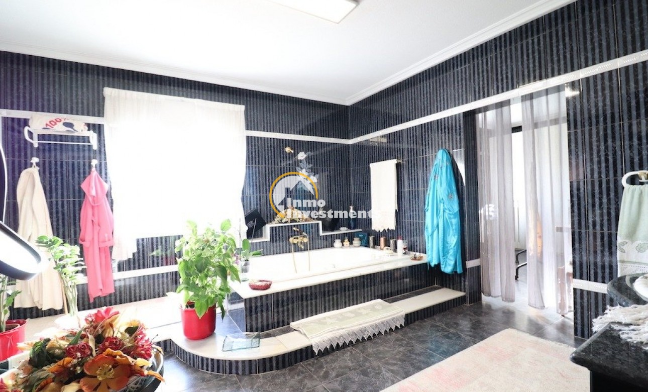 Reventa - Chalet independiente - Torrevieja - El Chaparral