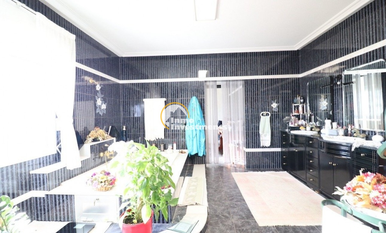 Reventa - Chalet independiente - Torrevieja - El Chaparral