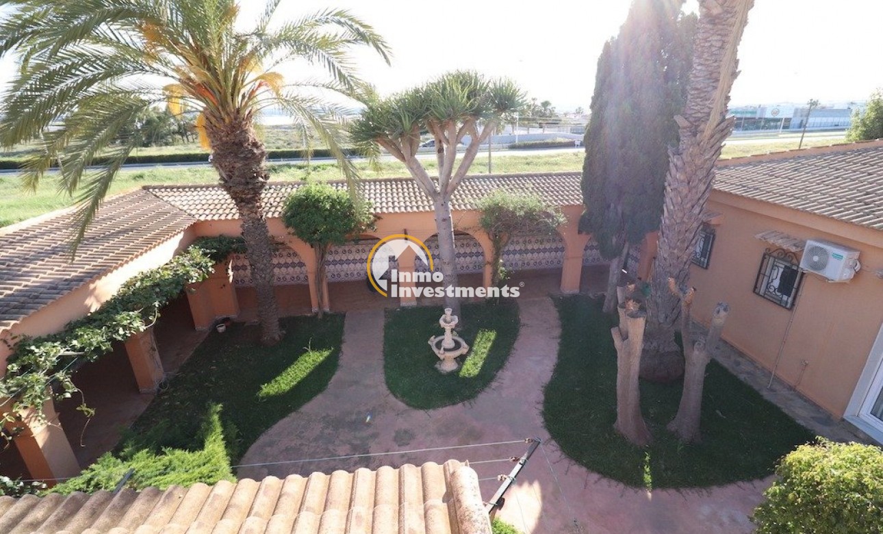 Reventa - Chalet independiente - Torrevieja - El Chaparral