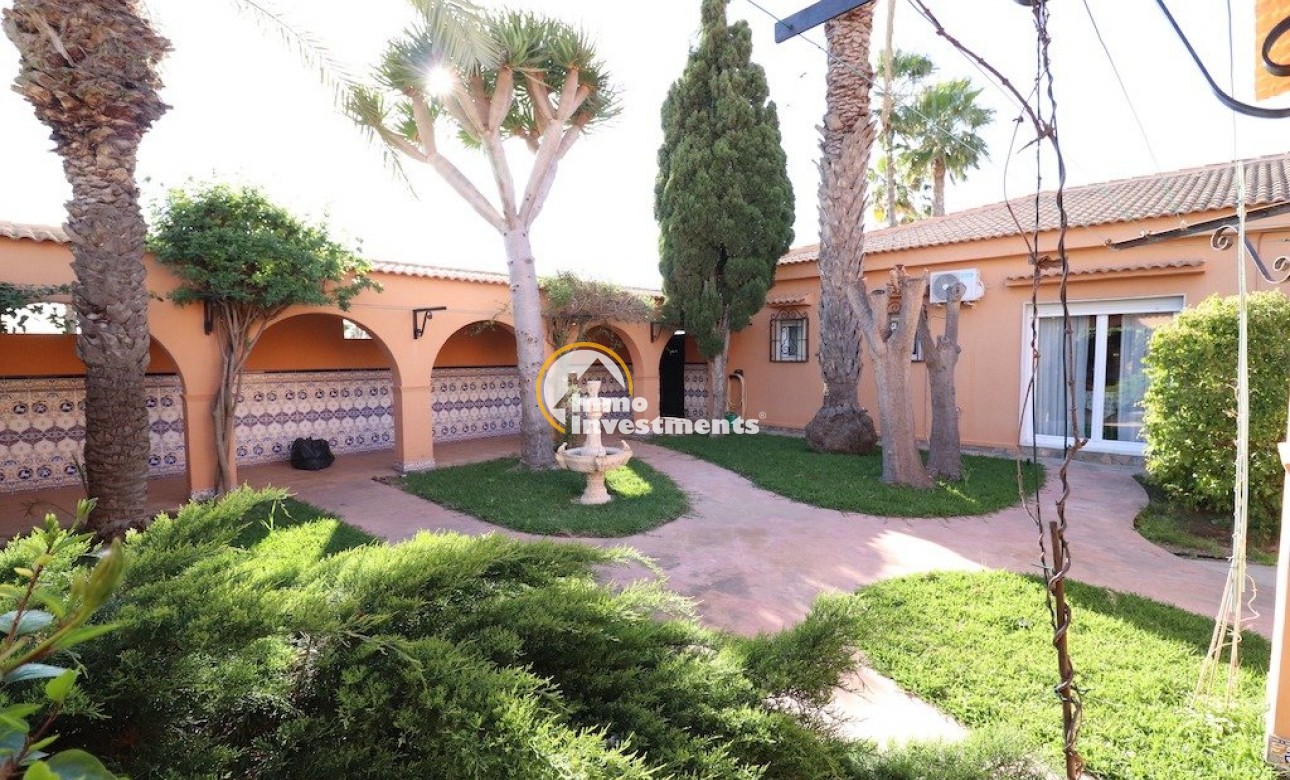 Reventa - Chalet independiente - Torrevieja - El Chaparral