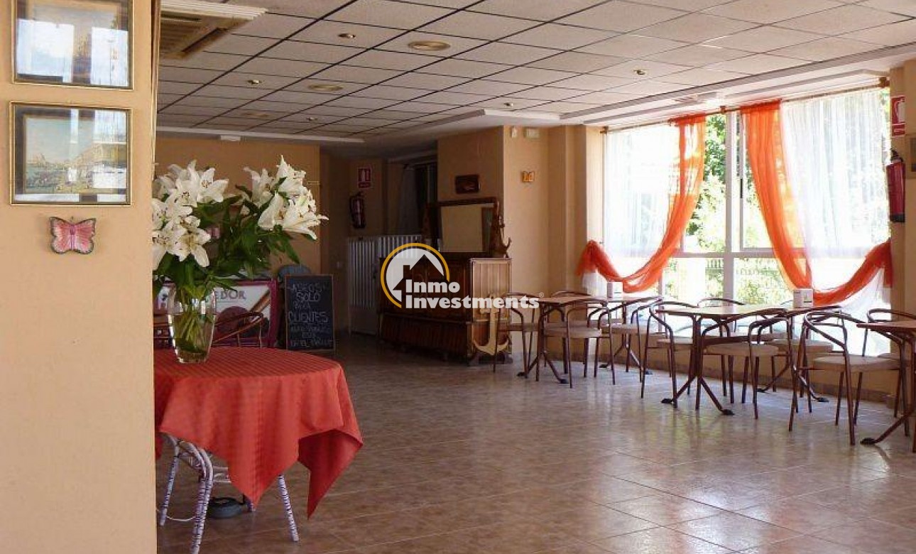 Reventa - Local comercial - Torrevieja - Acequion