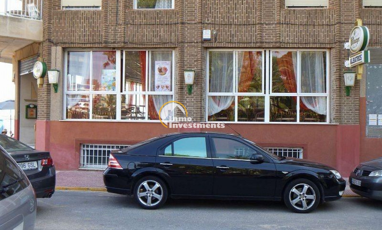 Reventa - Local comercial - Torrevieja - Acequion