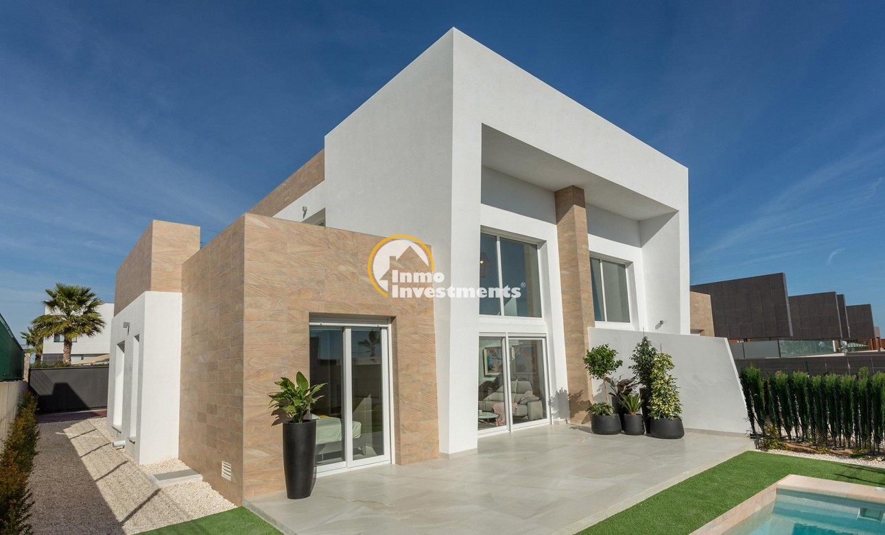 Obra nueva - Chalet independiente - Algorfa - Castillo De Montemar