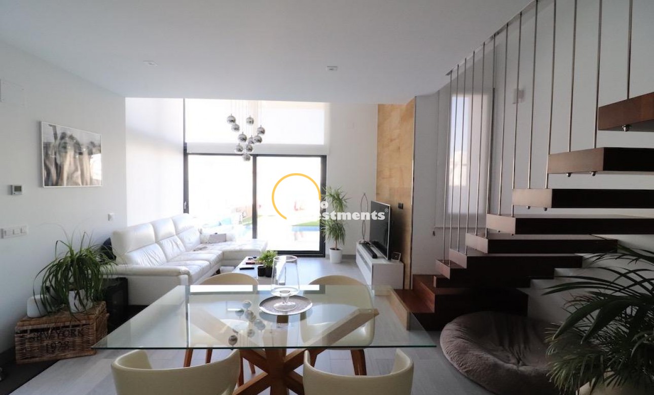 Reventa - Chalet independiente - Orihuela Costa - Lomas De Cabo Roig