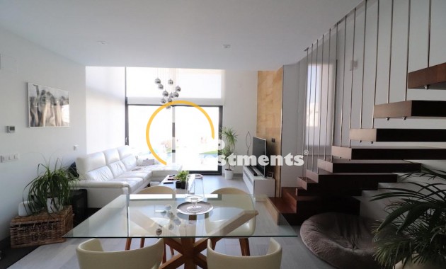 Reventa - Chalet independiente - Orihuela Costa - Lomas De Cabo Roig