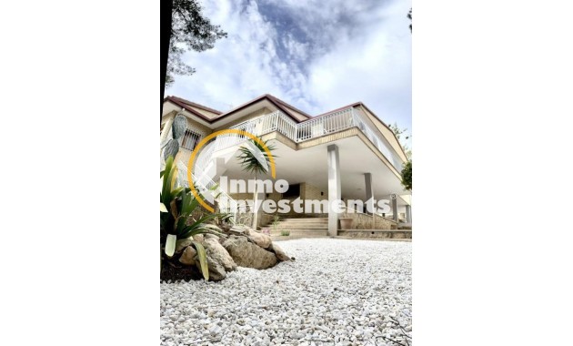 Reventa - Chalet independiente - Orihuela Costa - Campoamor