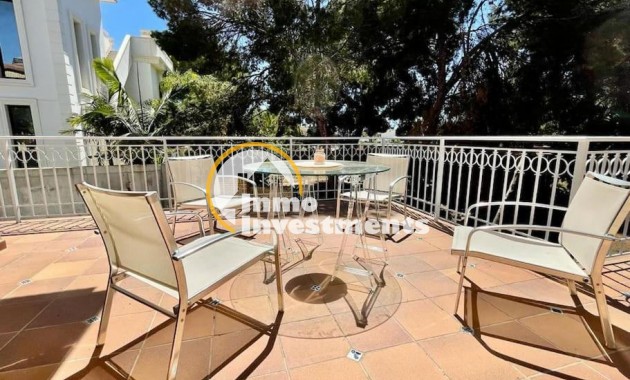 Reventa - Chalet independiente - Orihuela Costa - Campoamor