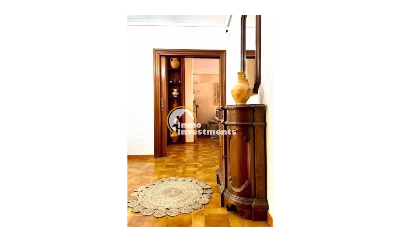 Reventa - Chalet independiente - Orihuela Costa - Campoamor