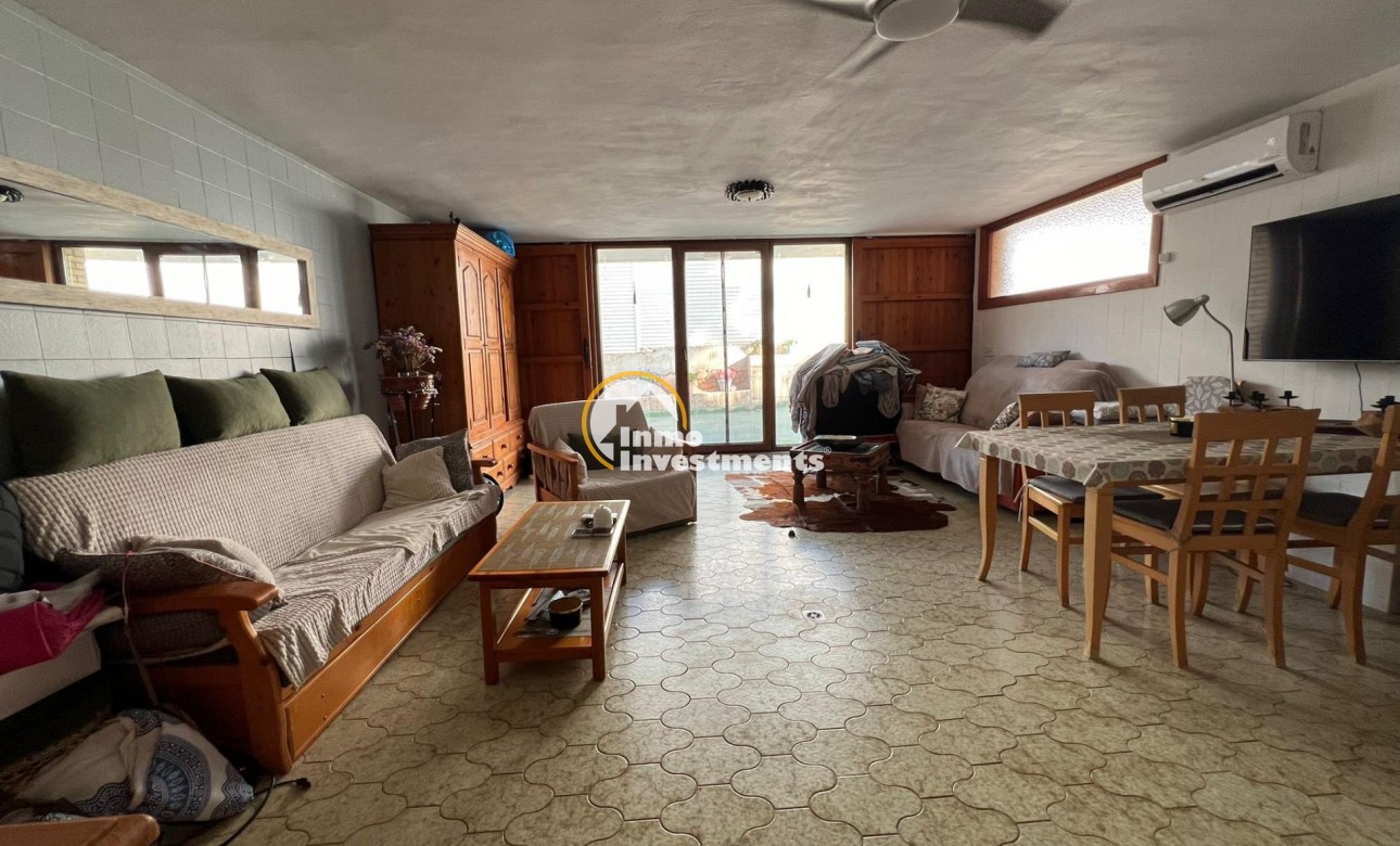 Reventa - Chalet independiente - Orihuela Costa - Campoamor