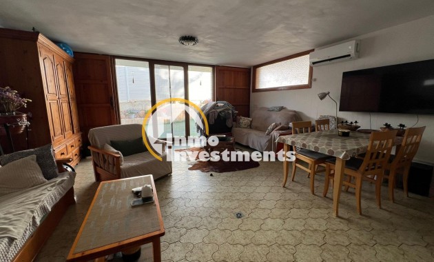 Reventa - Chalet independiente - Orihuela Costa - Campoamor