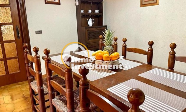 Reventa - Chalet independiente - Orihuela Costa - Campoamor