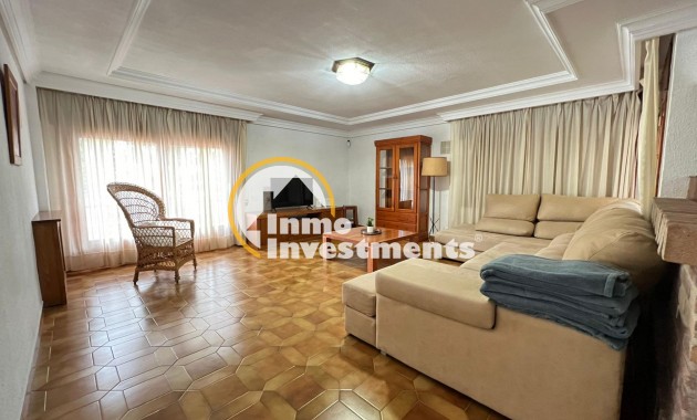 Reventa - Chalet independiente - Orihuela Costa - Campoamor