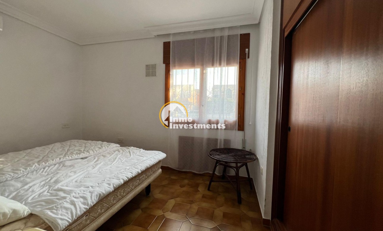 Reventa - Chalet independiente - Orihuela Costa - Campoamor