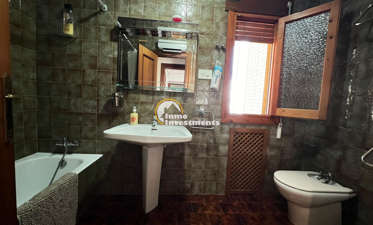 Reventa - Chalet independiente - Orihuela Costa - Campoamor