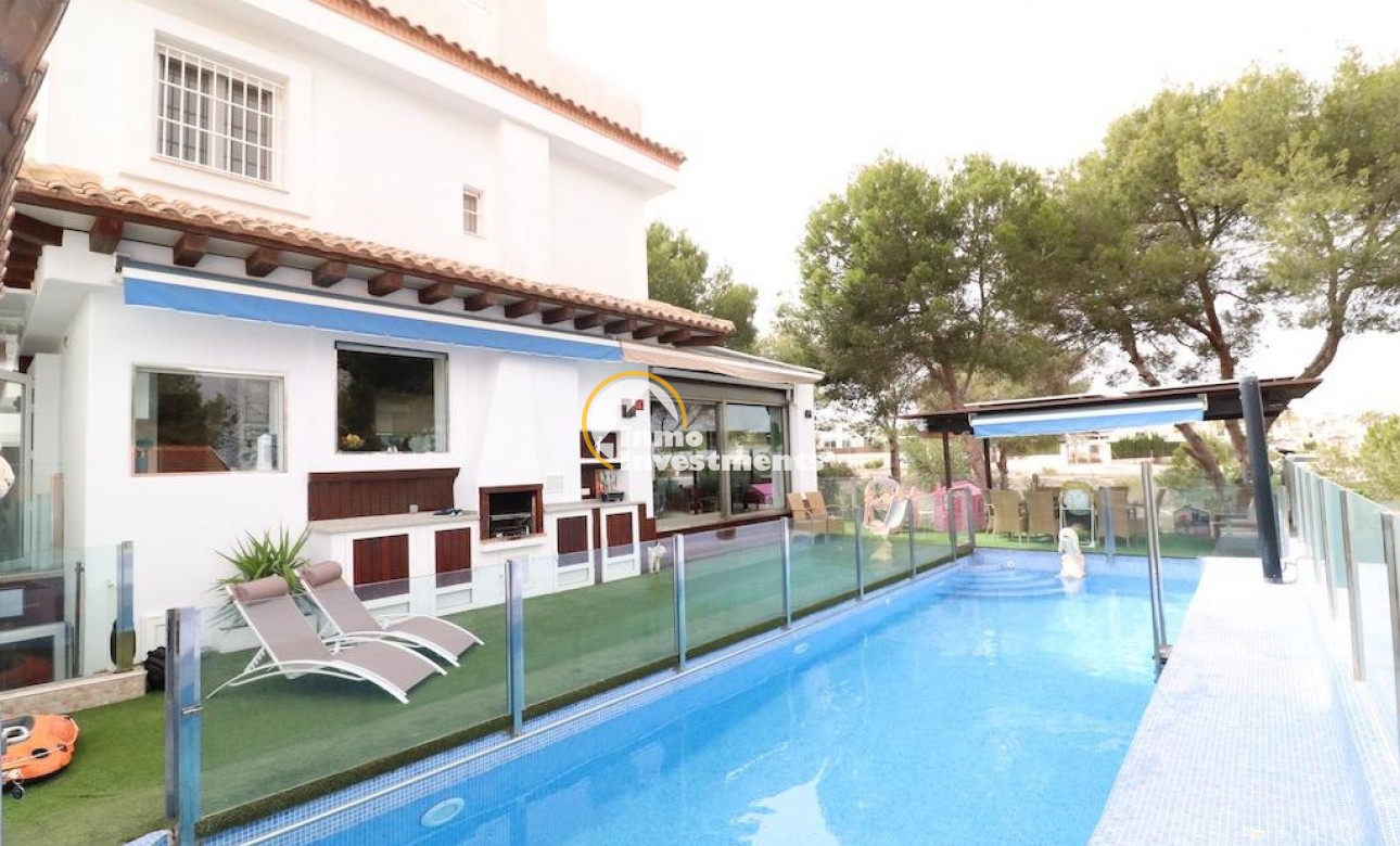 Reventa - Chalet independiente - Campoamor - Lomas de Don Juan