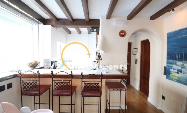 Reventa - Chalet independiente - Campoamor - Lomas de Don Juan