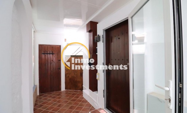 Reventa - Chalet independiente - Campoamor - Lomas de Don Juan