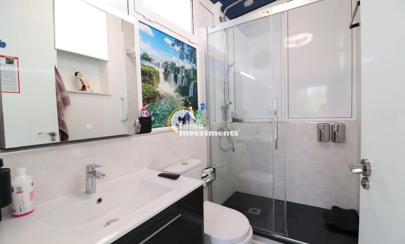 Reventa - Chalet independiente - Campoamor - Lomas de Don Juan