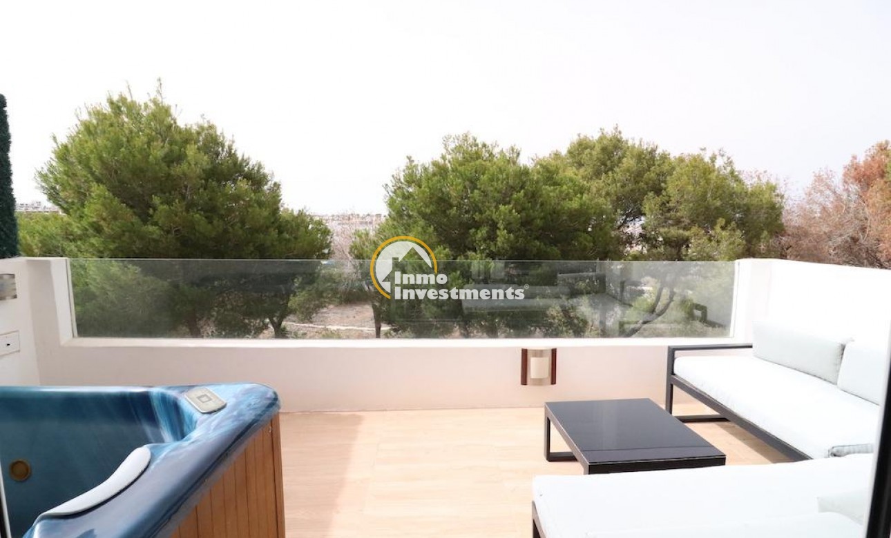 Reventa - Chalet independiente - Campoamor - Lomas de Don Juan