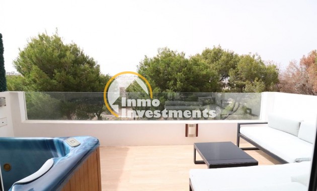 Reventa - Chalet independiente - Campoamor - Lomas de Don Juan