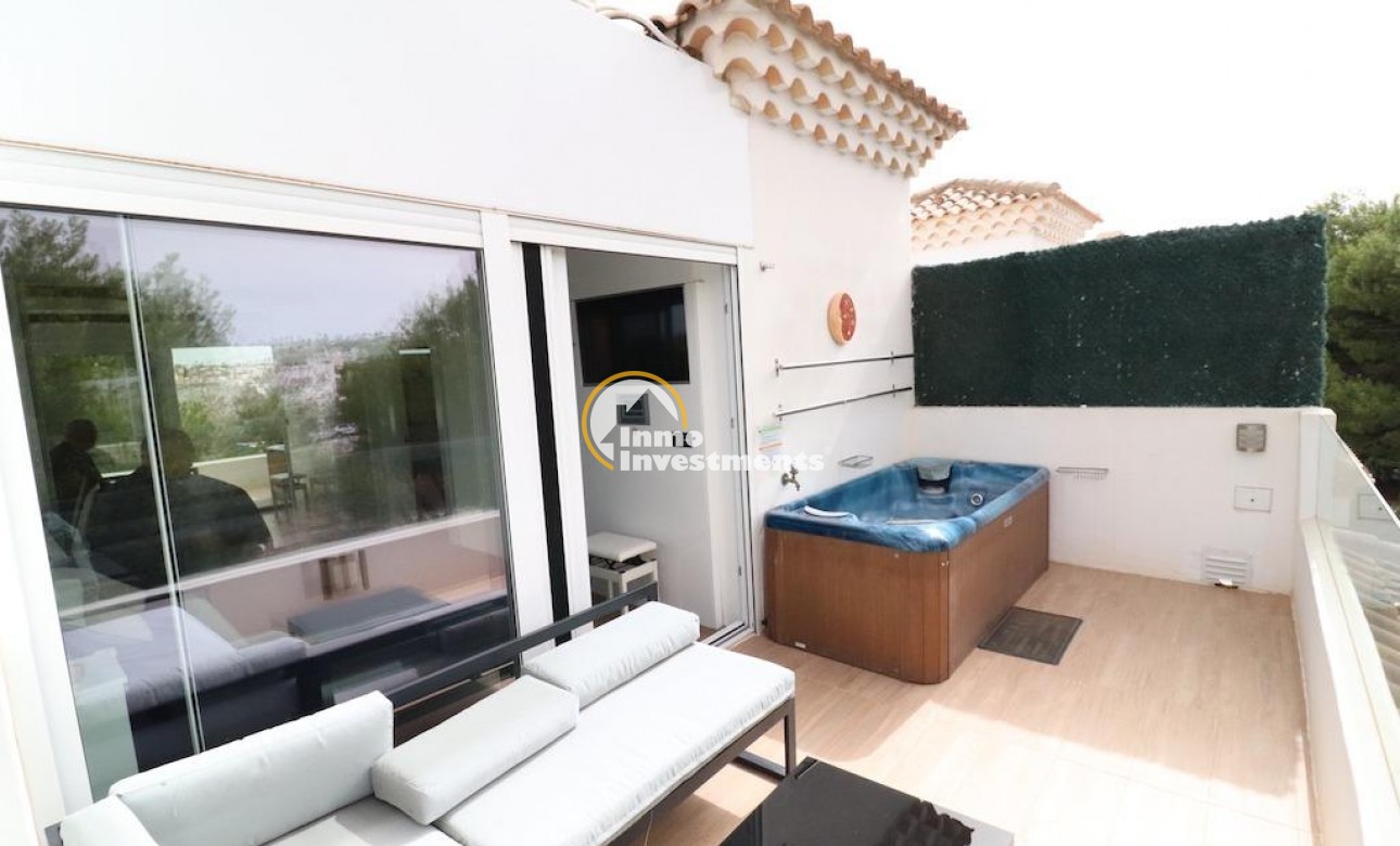 Reventa - Chalet independiente - Campoamor - Lomas de Don Juan