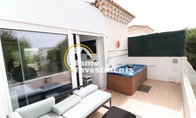 Reventa - Chalet independiente - Campoamor - Lomas de Don Juan