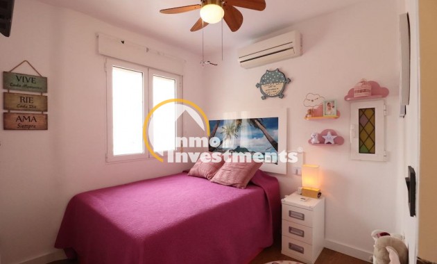 Reventa - Chalet independiente - Campoamor - Lomas de Don Juan