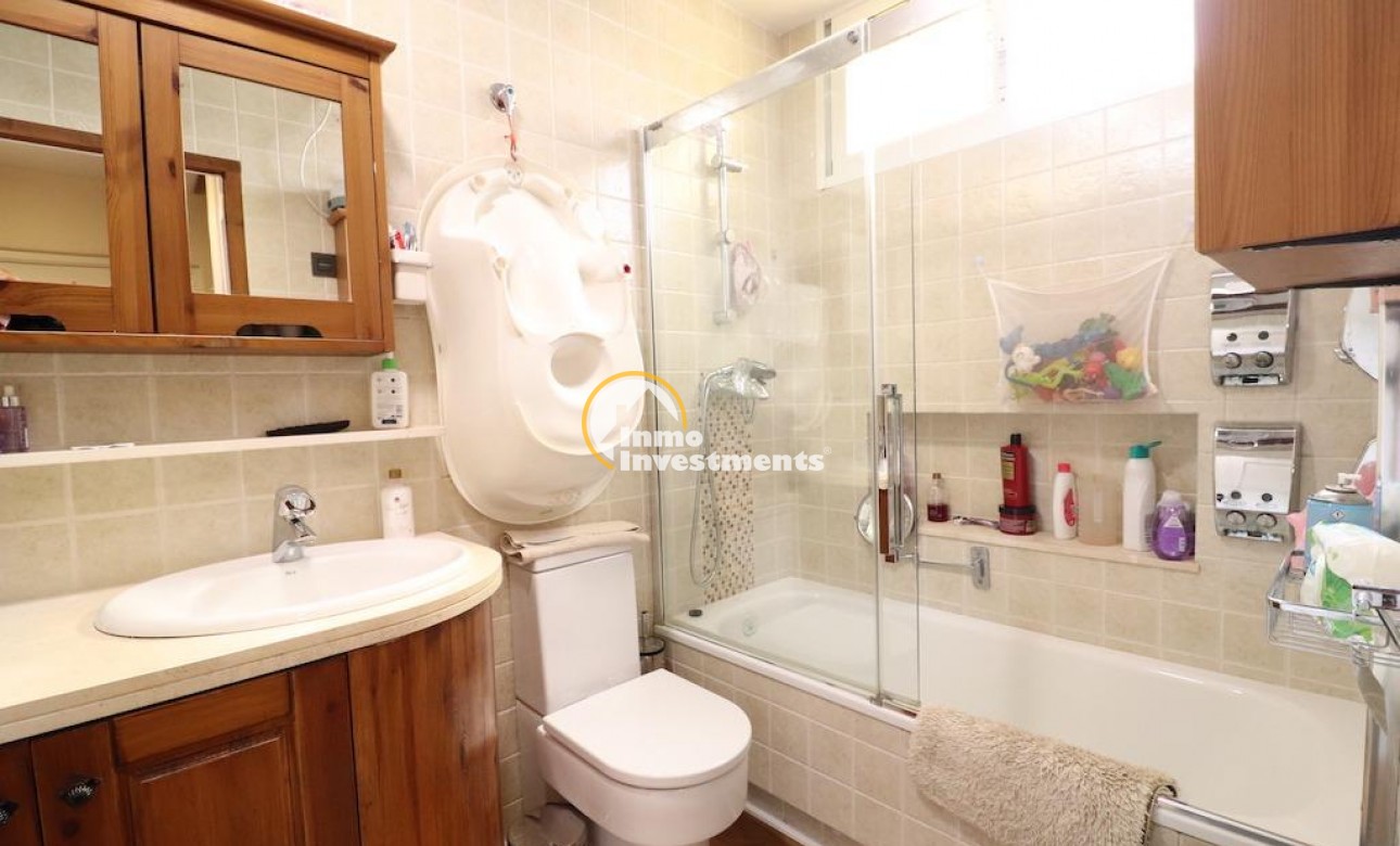 Reventa - Chalet independiente - Campoamor - Lomas de Don Juan