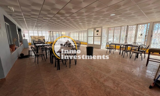 Reventa - Local comercial - Torrevieja - Cabo Cervera