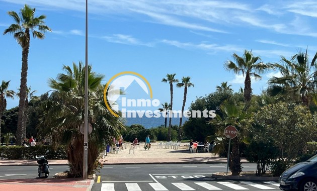 Reventa - Local comercial - Torrevieja - Cabo Cervera
