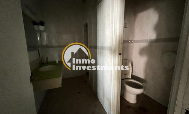 Reventa - Local comercial - Torrevieja - Cabo Cervera