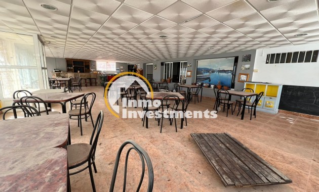 Reventa - Local comercial - Torrevieja - Cabo Cervera