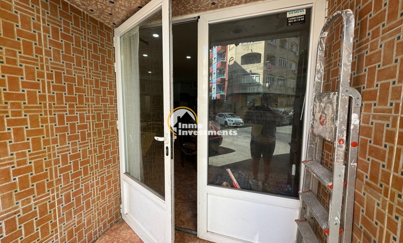 Revente privée - Local commercial - Torrevieja - Estacion de autobuses