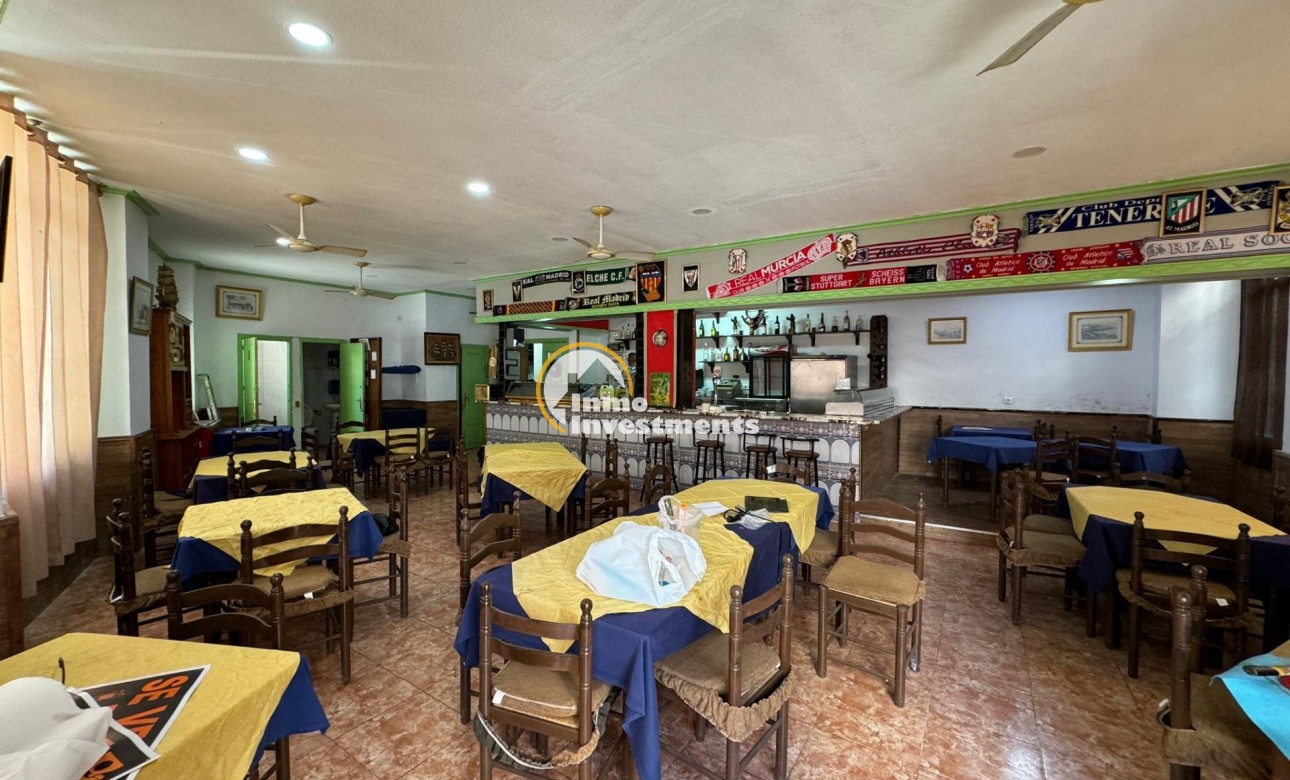 Revente privée - Local commercial - Torrevieja - Estacion de autobuses