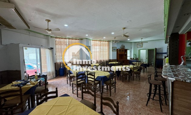 Revente privée - Local commercial - Torrevieja - Estacion de autobuses