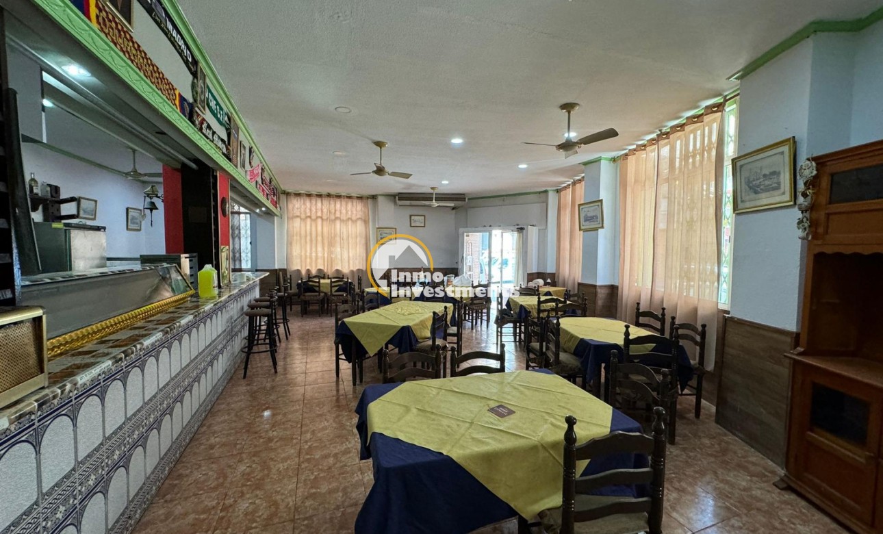 Revente privée - Local commercial - Torrevieja - Estacion de autobuses