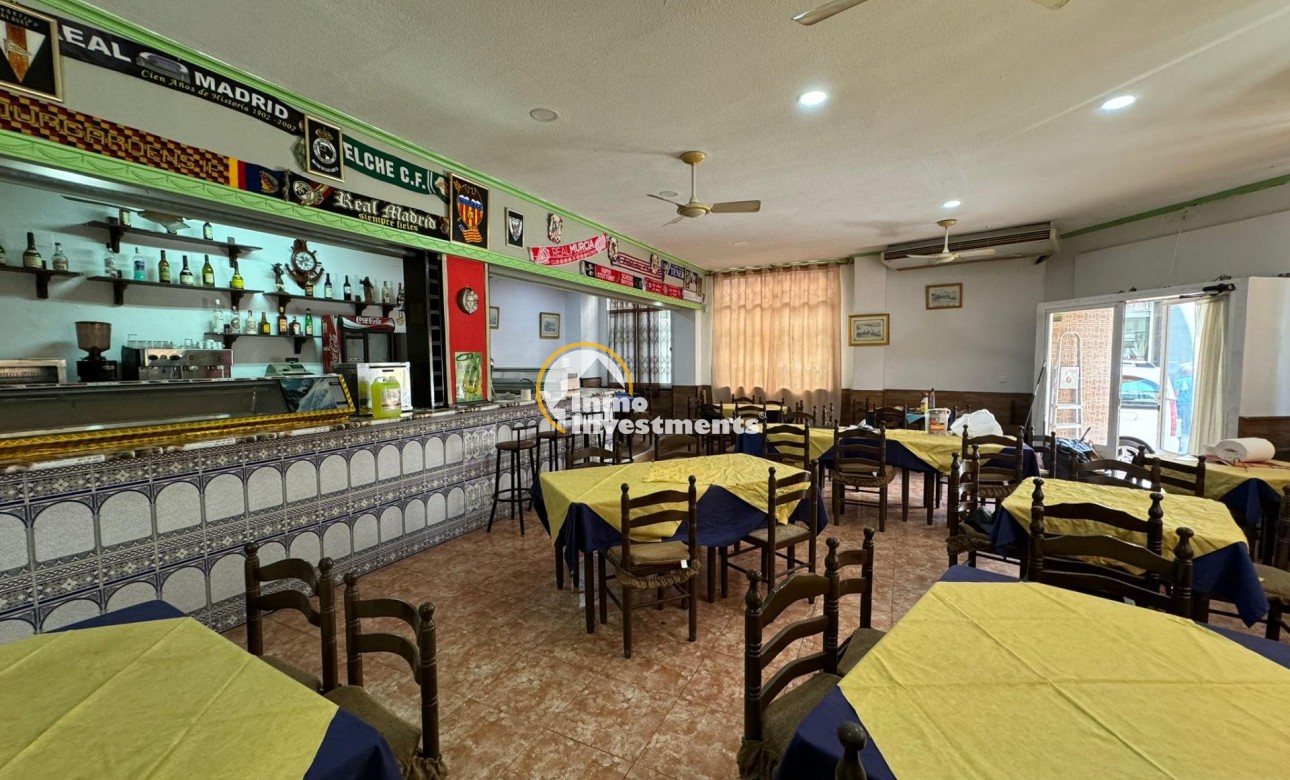 Revente privée - Local commercial - Torrevieja - Estacion de autobuses