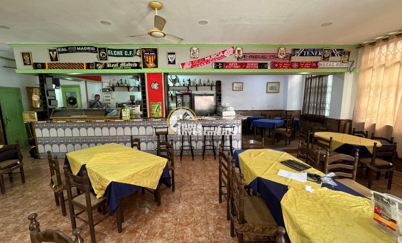 Revente privée - Local commercial - Torrevieja - Estacion de autobuses