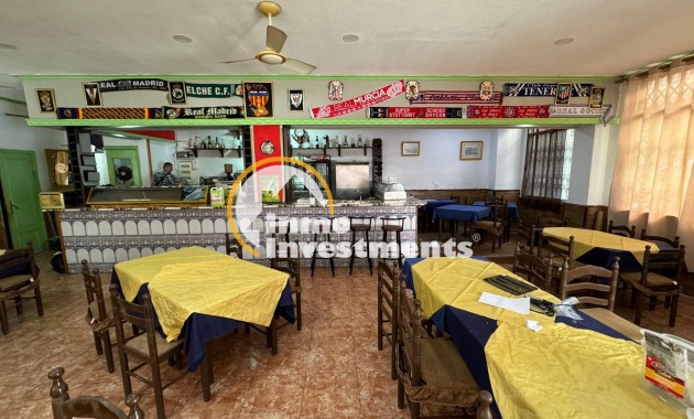 Revente privée - Local commercial - Torrevieja - Estacion de autobuses