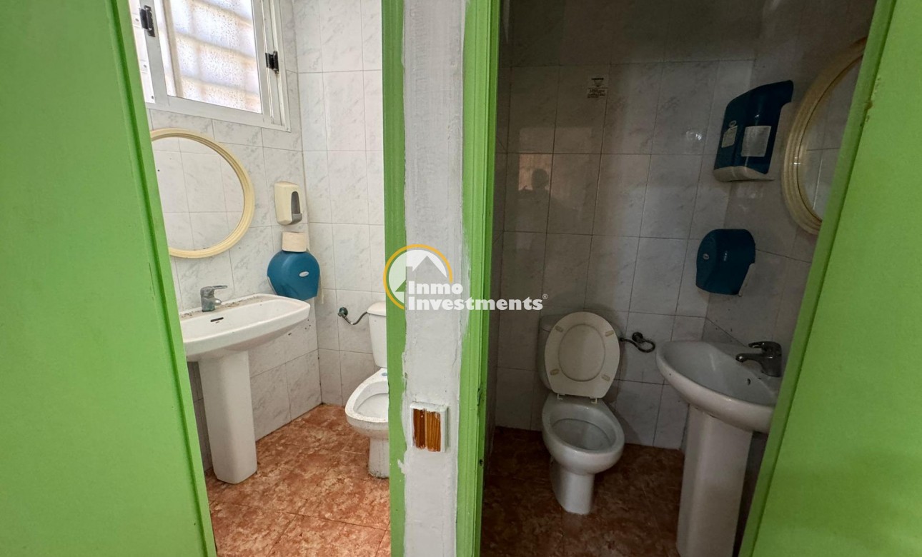 Revente privée - Local commercial - Torrevieja - Estacion de autobuses