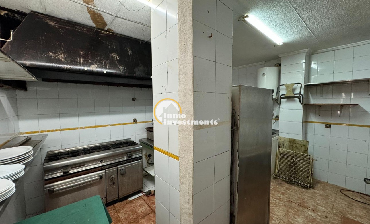 Revente privée - Local commercial - Torrevieja - Estacion de autobuses